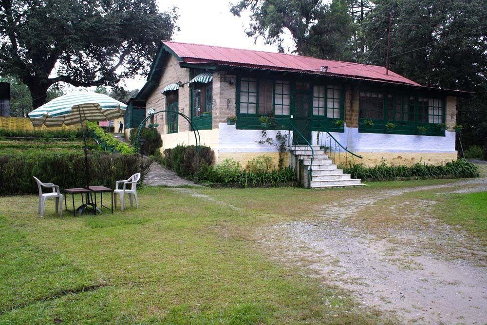 West View Hotel Ranikhet Bagian luar foto