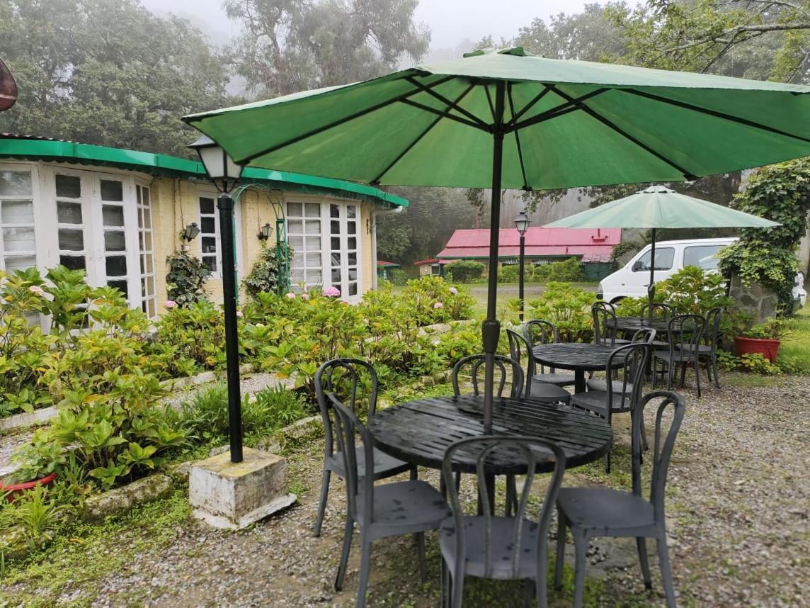 West View Hotel Ranikhet Bagian luar foto