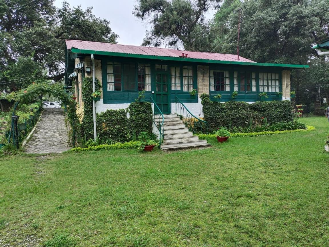 West View Hotel Ranikhet Bagian luar foto