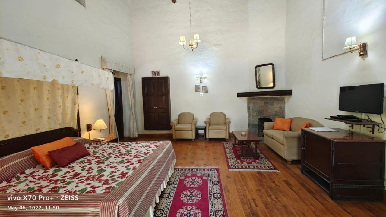 West View Hotel Ranikhet Bagian luar foto